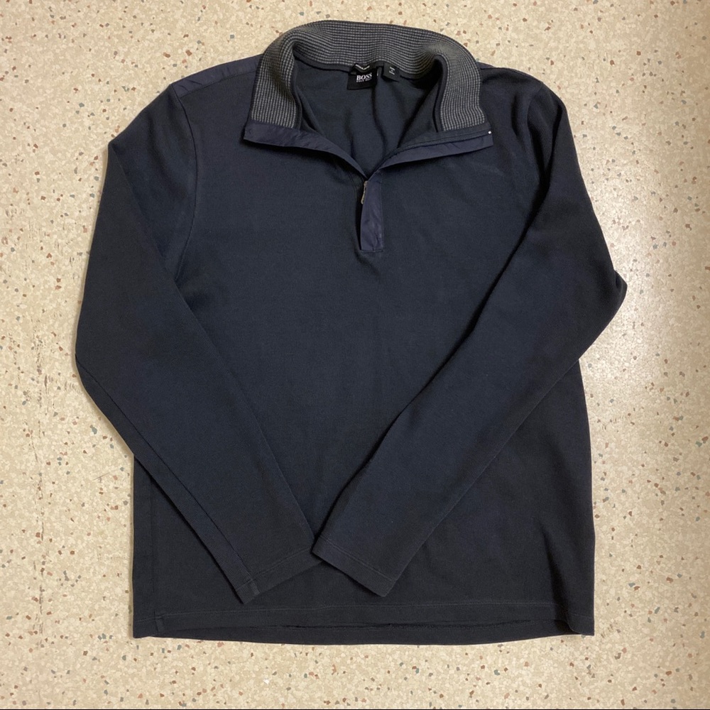 BOSS sweatshirt